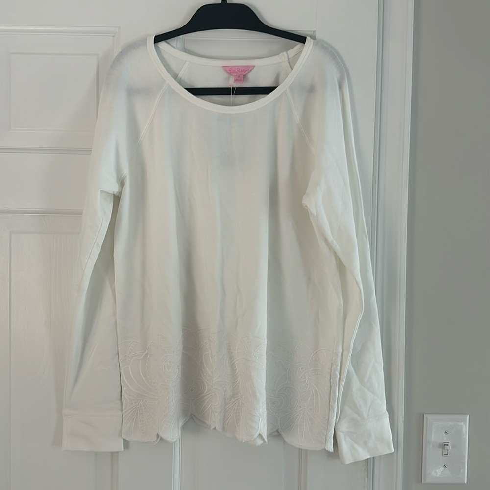 Lilly Pulitzer NWT white long sleeve with shell detail